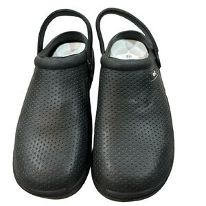 NWT Liberty Scrubs Black Cancer Awareness Nursing Clogs Shoes Size 10/42‎